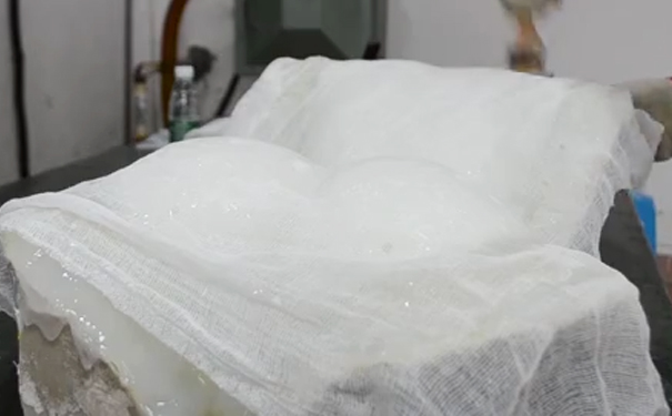 液態硅膠產品變形或縮水該怎么解決 ？